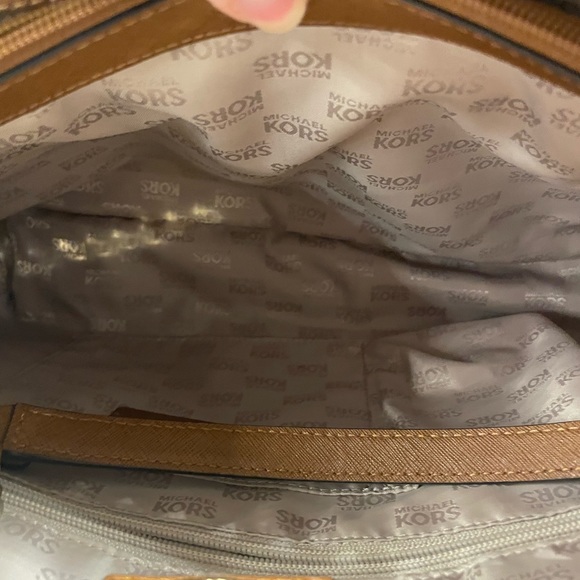 Michael Kors Susannah large shoulder tote - Picture 5 of 12